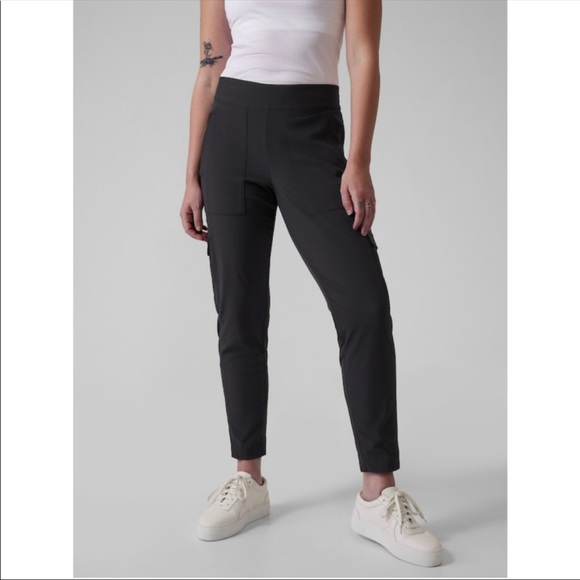 Athleta Pants - Athleta Chelsea Cargo Lined Pant // Black #631619